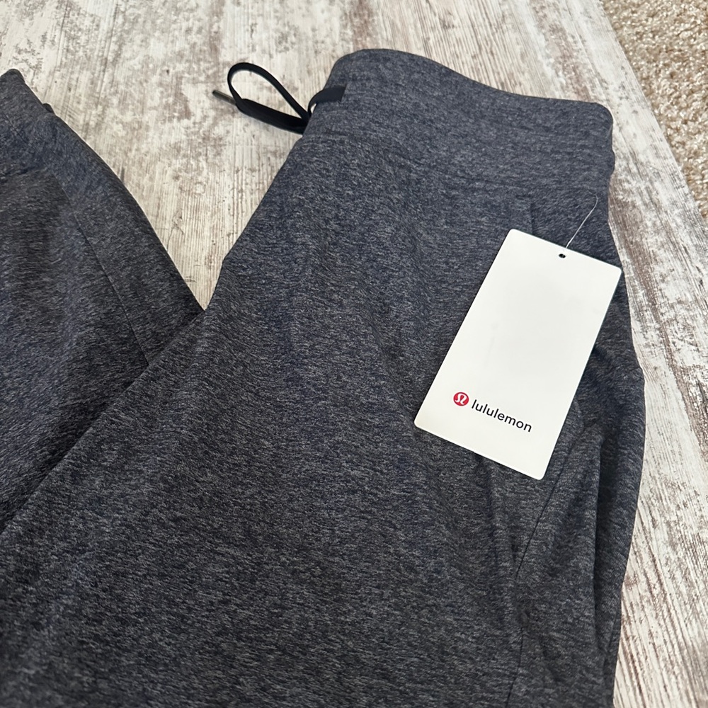 NWT lululemon athletica Ready to Rulu Jogger Crop Heathered Grey - Picture 3 of 8